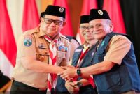 Sekda Jatim Adhy Karyono saat membuka Rakerda Kwarda Pramuka Jawa Timur 2026 di Taman Chandra Wilwatikta Pandaan, Kabupaten Pasuruan, Senin (20/4/2026). (Foto Dok Ho/RadarBangsa.co.id)