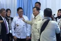 Presiden RI Prabowo Subianto didampingi Pangdam IV/Diponegoro Mayjen TNI Achiruddin saat penutupan KPPD di Akmil Magelang, Sabtu (18/4/2026). (Foto Dok Ho/RadarBangsa.co.id)