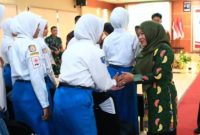 Wakil Wali Kota Probolinggo Ina Dwi Lestari menutup seleksi Calon Pasukan Pengibar Bendera Pusaka Tahun 2026 di Puri Manggala Bhakti, Kamis, 16 April 2026. (Foto Dok Ho/RadarBangsa.co.id)