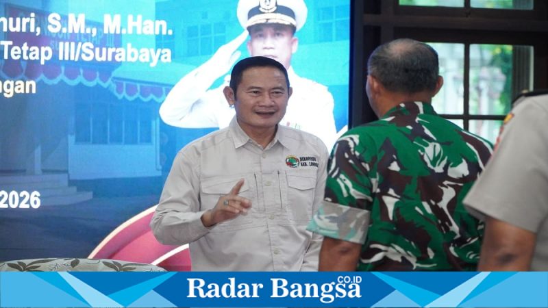 Bupati Lamongan menerima kunjungan Kaskogartap III/Surabaya di Pendopo Lokatantra, Senin (27/4). (Foto Dok Ho/RadarBangsa.co.id)