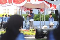 Wakil Bupati Banyuwangi Mujiono memimpin upacara Hari Kesadaran Nasional di halaman Kantor Bupati Banyuwangi, Jumat, 17 April 2026. (Foto Dok Ho/RadarBangsa.co.id)