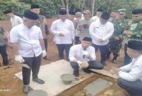 Walikota Lubuklinggau saat peletakan batu pertama Masjid Amalul Ummah, Jumat (3/04/2026). (Foto Dok Ho/RadarBangsa.co.id)