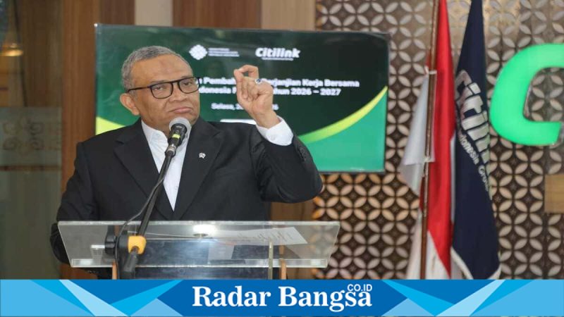 Wamenaker Afriansyah Noor saat penandatanganan PKB Citilink di Tangerang, Selasa (28/4/2026). (Foto Dok Ho/RadarBangsa.co.id)