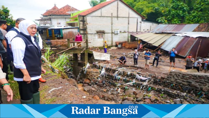 Gubernur Jawa Timur Khofifah Indar Parawansa saat peringatan Hari Kesiapsiagaan Bencana, Minggu (26/4/2026). (Foto Dok Ho/RadarBangsa.co.id)
