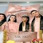 April DA7 diumumkan sebagai brand ambassador MK Skin dalam siaran langsung, Senin (4/5/2026). (Foto Dok Ho/RadarBangsa.co.id)