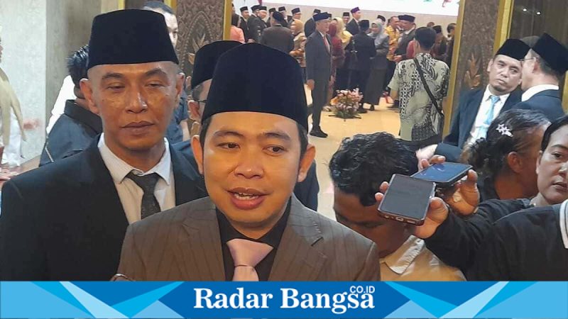Bupati Jember Gus Fawait melantik direksi baru Perumda Kahyangan di Pendapa Wahyawibawagraha. Rabu, 13 Mei 2026 .(Foto Dok Ho/RadarBangsa.co.id)