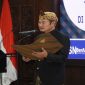 Bupati Lamongan Yuhronur Efendi saat melantik 34 pejabat di Pendopo Lokatantra. (Foto Dok Ho/RadarBangsa.co.id – Selasa, 5 Mei 2026)