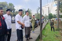 Bupati Pasuruan Rusdi Sutejo saat sidak Bundaran Apolo di Gempol, Jumat (1/5/2026). (Foto Dok Ho/RadarBangsa.co.id)