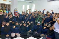 Danramil dan Babinsa saat memberikan penyuluhan kepada relawan SPPG Bluru Kidul 04, Senin (4/5/2026). (Foto Dok Ho/RadarBangsa.co.id)