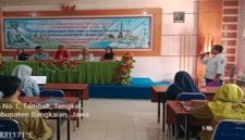 Disperinaker Bangkalan menggelar sosialisasi peluang kerja luar negeri di SMKN 1 Arosbaya, Rabu, 7 Mei 2026. (Foto Dok Ho/RadarBangsa.co.id)