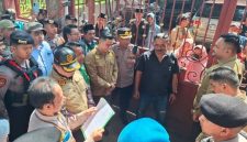 Aparat gabungan mengamankan proses eksekusi rumah dan lahan di Grati, Pasuruan, Kamis, 7 Mei 2026. (Foto Dok Ho/RadarBangsa.co.id)