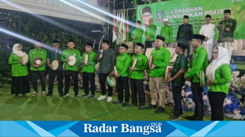 DPC PKB Sidoarjo meluncurkan program Jum’at Fraksi dalam sarasehan pendidikan politik di Sidoarjo, Jumat, 1 Mei 2026. (Foto Dok Ho/RadarBangsa.co.id)