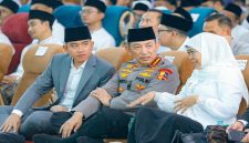 Wakil Presiden RI Gibran Rakabuming Raka bersama Gubernur Jawa Timur Khofifah Indar Parawansa menghadiri Haul ke-55 KH Abdul Wahab Chasbullah di Ponpes Bahrul Ulum Tambakberas Jombang, Minggu, 10 Mei 2026 (Foto Dok Ho/RadarBangsa.co.id)