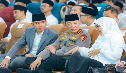 Wapres Gibran dan Khofifah menghadiri Haul KH Abdul Wahab Chasbullah di Jombang