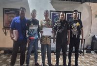 Kasi Pidum Kejari Asahan bersama tim jaksa eksekutor saat mengeksekusi terpidana kasus penipuan dan penggelapan ke Lapas Kelas IIA Labuhanruku, Selasa (12/5/2026). (Foto Dok Ho/RadarBangsa.co.id)
