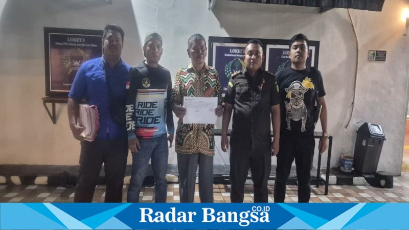 Kasi Pidum Kejari Asahan bersama tim jaksa eksekutor saat mengeksekusi terpidana kasus penipuan dan penggelapan ke Lapas Kelas IIA Labuhanruku, Selasa (12/5/2026). (Foto Dok Ho/RadarBangsa.co.id)