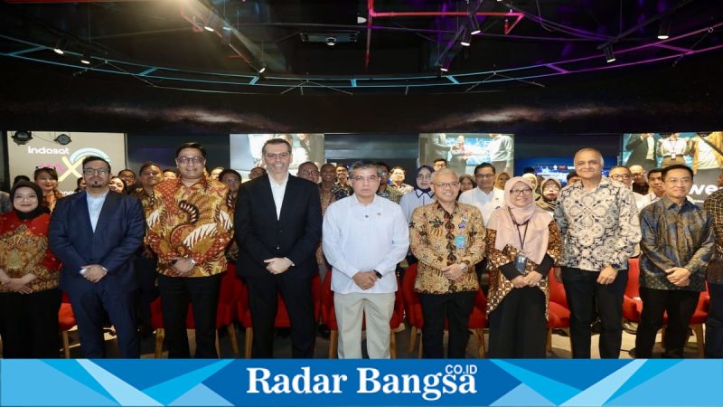 Menteri Ketenagakerjaan bersama Wadhwani Foundation dan PT Indosat Tbk saat penandatanganan MoU di Jakarta, Selasa (5/5/2026). (Foto Dok Ho/RadarBangsa.co.id)