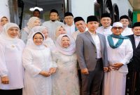 Wakil Presiden RI Gibran Rakabuming Raka bersama Gubernur Jatim Khofifah dan Kapolri menghadiri Haul ke-55 KH Abdul Wahab Chasbullah di Ponpes Bahrul Ulum Tambakberas, Jombang, Minggu, 10 Mei 2026  (Foto Dok Ho/RadarBangsa.co.id)