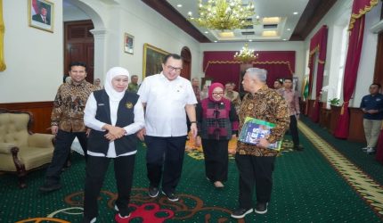 Gubernur Jatim Khofifah menerima Kepala BRIN di Grahadi bahas hilirisasi riset