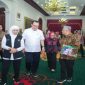 Gubernur Jatim Khofifah menerima Kepala BRIN di Grahadi bahas hilirisasi riset, Foto Dok Ho/RadarBangsa.co.id, Sabtu 9 Mei 2026