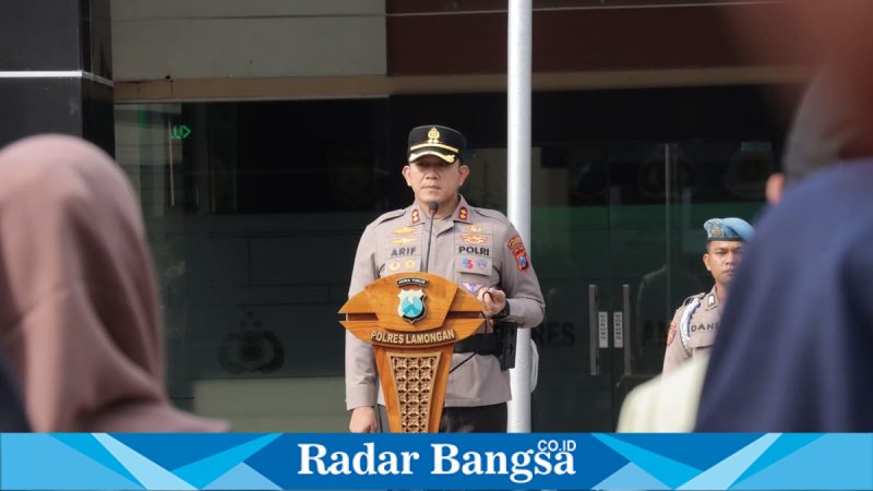Kapolres Lamongan memimpin Apel Gelar Sabuk Kamtibmas di Mapolres Lamongan, Kamis (30/4/2026). (Foto Dok Ho/RadarBangsa.co.id)