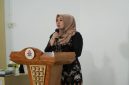Anggota DPD RI Lia Istifhama saat memberikan motivasi kepada mahasiswa Polteksi Gresik, Senin (5/5/2026). (Foto Dok Ho/RadarBangsa.co.id)