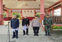 Forkopimcam Tikung saat mengikuti apel peringatan Hari Jadi Lamongan ke-457 di Pendopo Kecamatan Tikung, Selasa, 26 Mei 2026. (Foto Dok Ho/RadarBangsa.co.id)