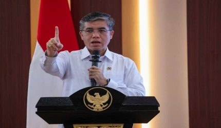 Menaker Yassierli umumkan ratifikasi ILO 188 untuk perlindungan awak kapal perikanan di Hari Buruh 2026