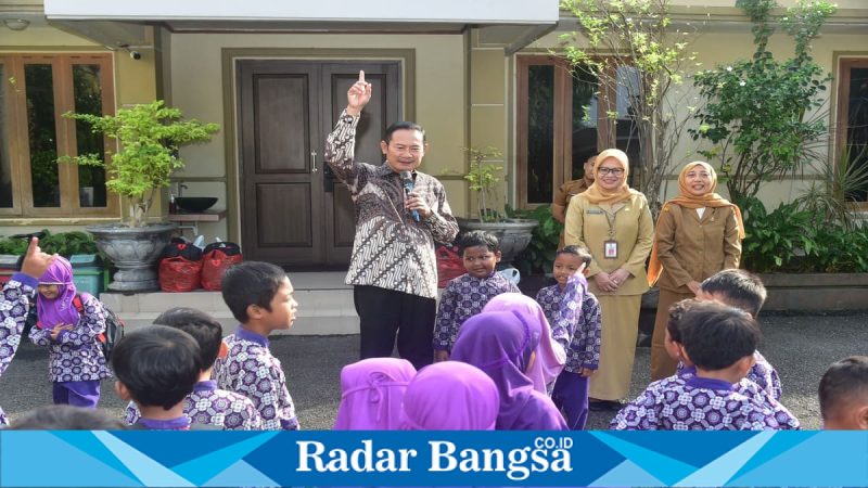 Anak PAUD saat kunjungan ke Pendopo Lokatantra Lamongan, Selasa (5/5/2026). (Foto Dok Ho/RadarBangsa.co.id)