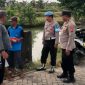 Anggota Polsek Tikung saat patroli siaga bencana di wilayah Dusun Mumbulan, Selasa (5/5/2026). (Foto Dok Ho/RadarBangsa.co.id)