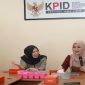 Anggota DPD RI Lia Istifhama saat berdiskusi dengan KPID Jatim di Surabaya, Kamis, 30 April 2026. (Foto Dok Ho/RadarBangsa.co.id)