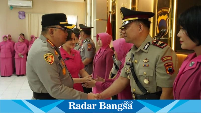 Kapolrestabes Semarang memimpin sertijab pejabat strategis di Aula Gedung B, Selasa (5/5/2026). (Foto Dok Ho/RadarBangsa.co.id)