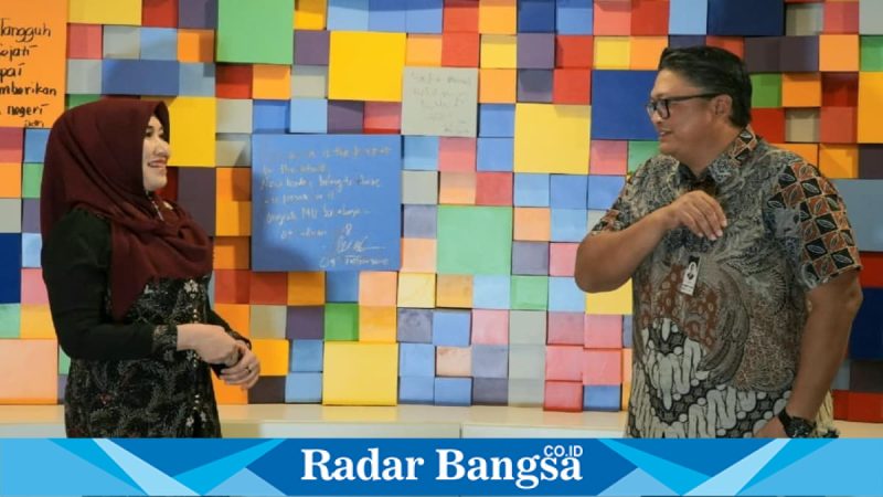 Anggota DPD RI Lia Istifhama berdiskusi bersama jajaran Bank Mandiri Region VIII/Jawa 3 di Surabaya, Selasa (6/5/2026). (Foto Dok Ho/RadarBangsa.co.id)