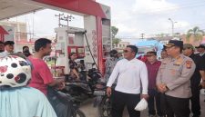 Forkopimda Pelalawan saat sidak di SPBU Dundangan, Minggu (3 Mei 2026). (Foto Dok Ho/RadarBangsa.co.id)