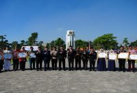 Upacara Hari Otonomi Daerah dan Hardiknas di Alun-Alun Sidoarjo, Sabtu (2/5/2026). (Foto Dok Ho/RadarBangsa.co.id)
