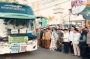 Wakil Bupati Bangkalan melepas keberangkatan jamaah calon haji di Masjid Agung Bangkalan, Minggu, 10 Mei 2026   (Foto Dok Ho/RadarBangsa.co.id)