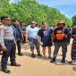 Tim SAR gabungan melakukan pencarian korban terseret ombak di Pantai Tajungan Sampang, Minggu (10/5/2026). (Foto Dok Ho/RadarBangsa.co.id)