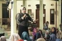Wakil Bupati Sidoarjo Mimik Idayana berdialog dengan warga dalam forum Ruang Kebersamaan di Desa Kebaron, Sabtu (9/5/2026). (Foto Dok Ho/RadarBangsa.co.id)