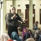 Wakil Bupati Sidoarjo Mimik Idayana berdialog dengan warga dalam forum Ruang Kebersamaan di Desa Kebaron, Sabtu (9/5/2026). (Foto Dok Ho/RadarBangsa.co.id)