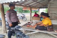 Personel Polsek Laren menggelar patroli Cooling System di wilayah Laren, Lamongan, Minggu (28/6/2026), guna menjaga situasi kamtibmas tetap kondusif. (Foto Dok Ho/RadarBangsa.co.id)