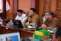 Rapat sinkronisasi data RTLH dipimpin Bupati Sidoarjo Subandi di Ruang Delta Wicaksana, Senin, 15 Juni 2026. (Foto Dok Ho/RadarBangsa.co.id)