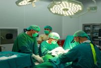 Tim Lombok IVF RSUD H. Moh. Ruslan Kota Mataram usai melaksanakan tindakan Sperm Retrieval pertama di Nusa Tenggara Barat, Senin, 2 Juni 2026. (Foto Dok Ho/RadarBangsa.co.id)