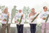 Gubernur Khofifah Indar Parawansa membuka Jambore Perhutanan Sosial Provinsi Jawa Timur 2026 di Alun-Alun Kabupaten Madiun, Sabtu (13/6/2026). (Foto Dok Ho/RadarBangsa.co.id)