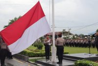 Kapolres Pelalawan AKBP John Louis Letedara memimpin Upacara Hari Lahir Pancasila di Mapolres Pelalawan. Senin, 1 Juni 2026. (Foto Dok Ho/RadarBangsa.co.id)
