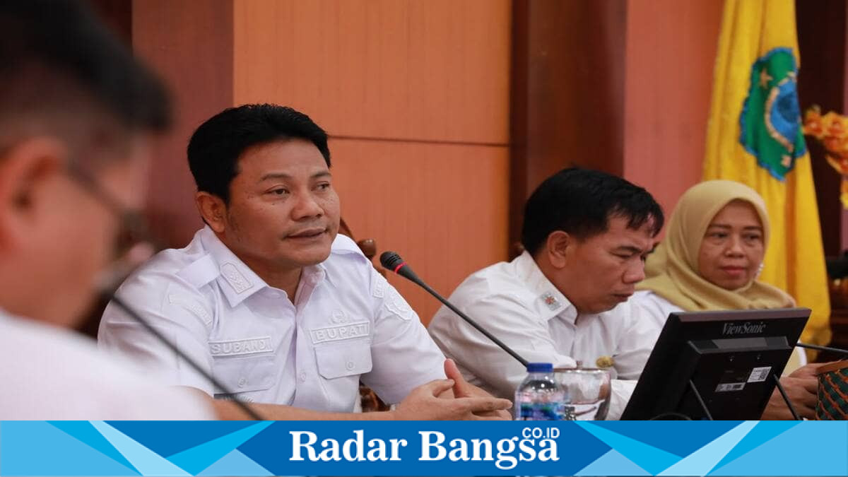 Bupati Sidoarjo Subandi menerima audiensi HIPMI Sidoarjo membahas penguatan investasi dan pengembangan UMKM, Rabu (24/6/2026). (Foto Dok Ho/RadarBangsa.co.id)