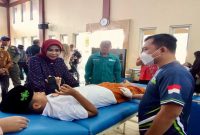 Wakil Bupati Sidoarjo Mimik Idayana menghadiri kegiatan Khitan Bahagia yang diikuti 105 anak di Desa Sedenganmijen, Krian, Minggu (21/6/2026). (Foto Dok Ho/RadarBangsa.co.id)
