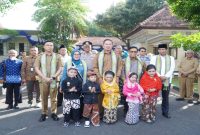    Bupati Lamongan Yuhronur Efendi menghadiri Gebyar PAUD Lamongan 2026 di Alun-alun Lamongan, Senin (22/6), yang diikuti tenaga pendidik dan anak usia dini. (Foto Dok Ho/RadarBangsa.co.id)