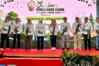 Senator DPD RI Lia Istifhama menghadiri Jambore Perhutanan Sosial Jawa Timur 2026 di Alun-Alun Reksogati, Kabupaten Madiun. Sabtu, 13 Juni 2026  (Foto Dok Ho/RadarBangsa.co.id)
