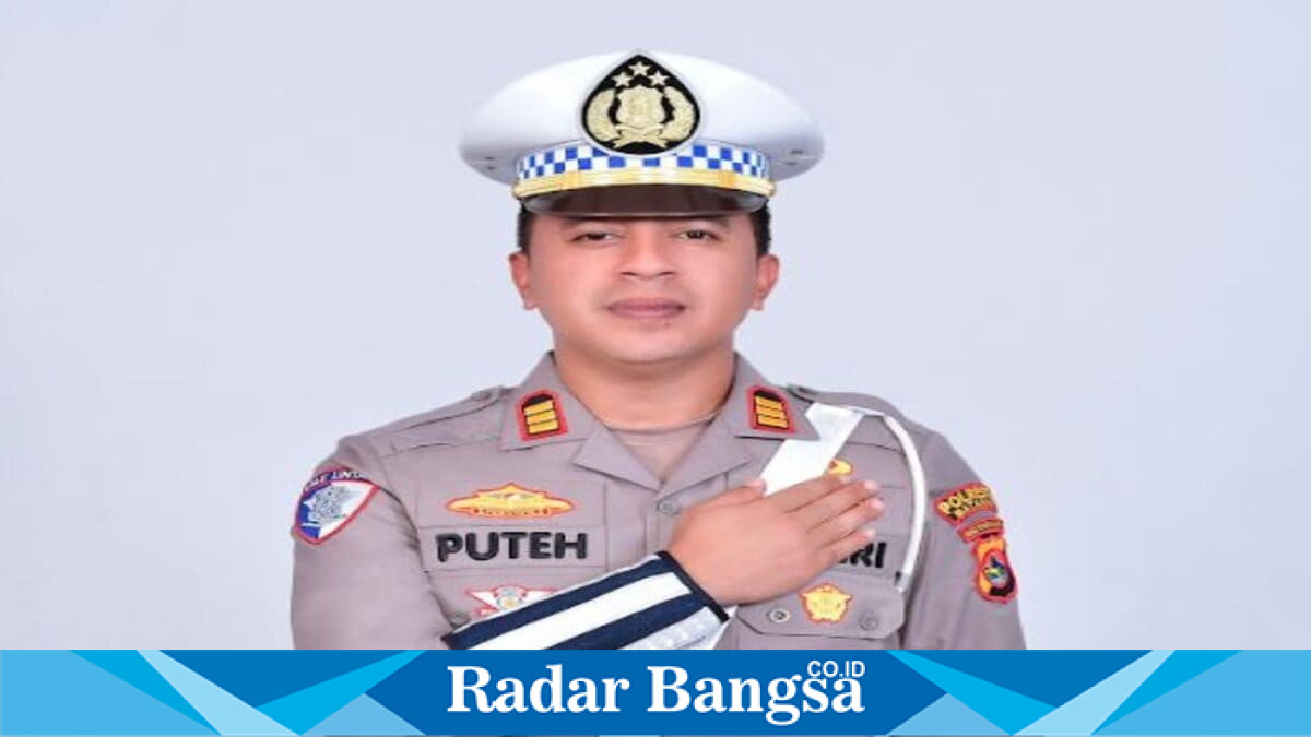 Kasat Lantas Polresta Mataram AKP Muhamad Puteh Rinaldi menyampaikan penundaan Operasi Patuh 2026 dan mengimbau masyarakat tetap disiplin berlalu lintas. (Foto Dok Ho/RadarBangsa.co.id)