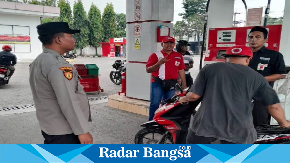 Anggota Polsek Tikung melaksanakan Patroli Kota Presisi di sejumlah objek vital di Kecamatan Tikung, Selasa (23/6/2026), guna mengantisipasi kejahatan 4C dan gangguan kamtibmas. (Foto Dok Ho/RadarBangsa.co.id)